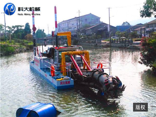 6浙江絞吸式挖泥船 (4).jpg